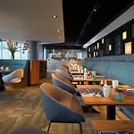 Marriott Hotel 5*